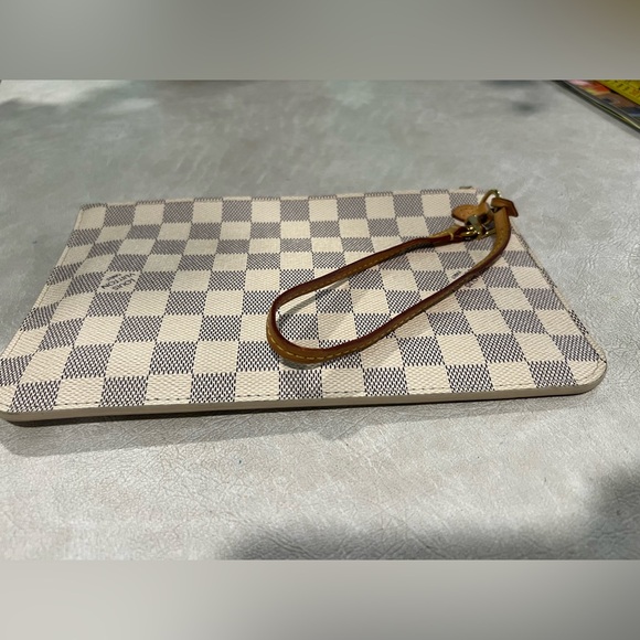 Louis Vuitton Damien Azur Pouch - Picture 3 of 14